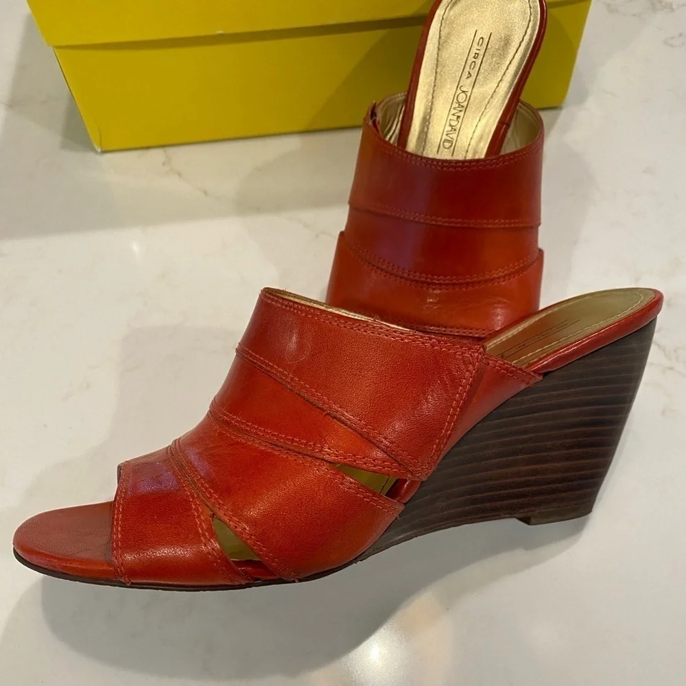 Joan & David Wedge Sandals Leather Tangerine Orange Size 7.5